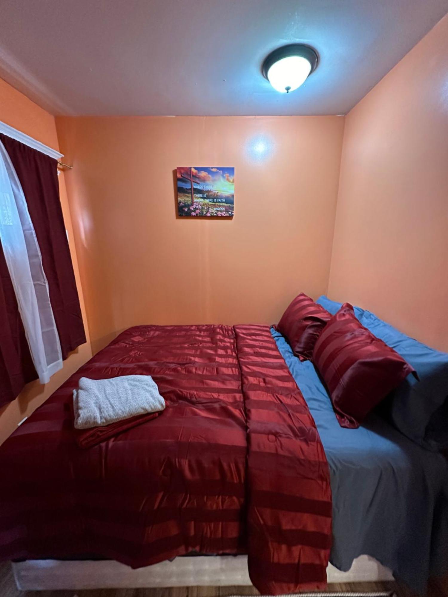 Fidellia Iron Room, Queen Bed Minutes From Newark Liberty International Airport And Newark Penn Station Zewnętrze zdjęcie